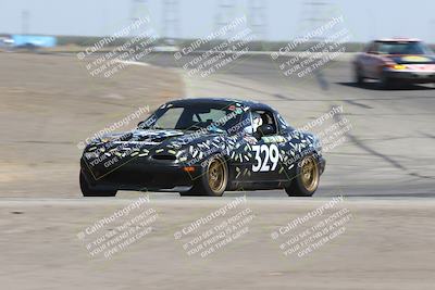media/Sep-28-2024-24 Hours of Lemons (Sat) [[a8d5ec1683]]/1140am (Outside Grapevine)/